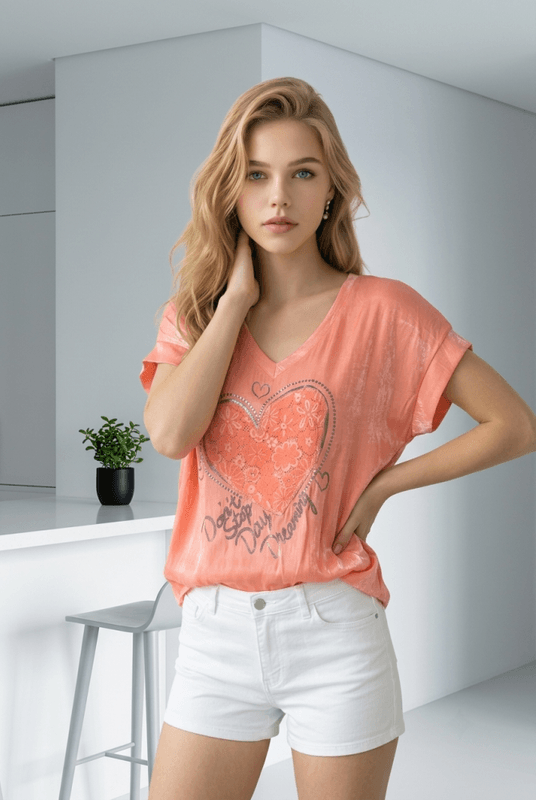Lucia coral
