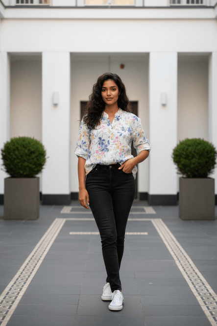 Hovedbilde Blomster Bluse
