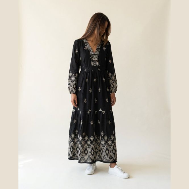 Hovedbilde Brodert lang kjole svart